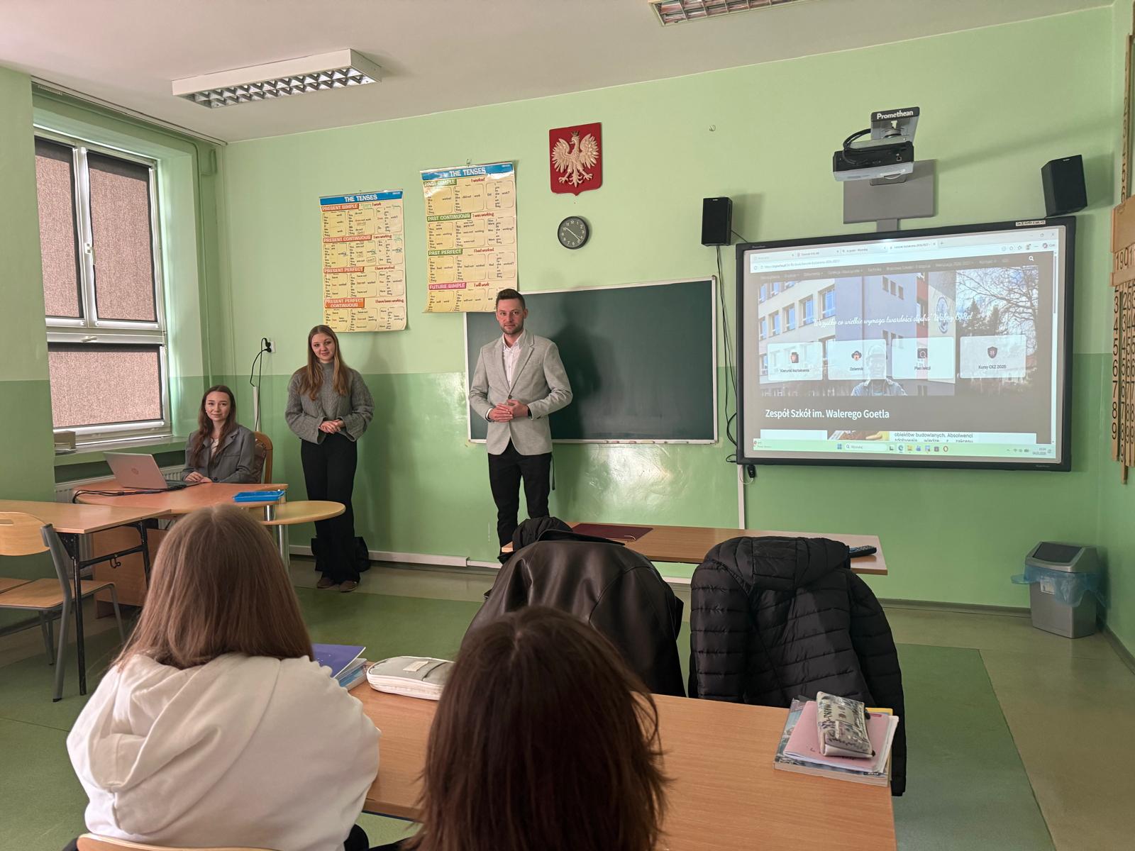 Spotkanie uczniów klasy VIII z przedstawicielami Zespołu Szkół im. W. Goetla w Suchej Beskidzkiej