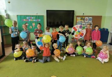 Międzynarodowy Dzień Kropki w przedszkolu